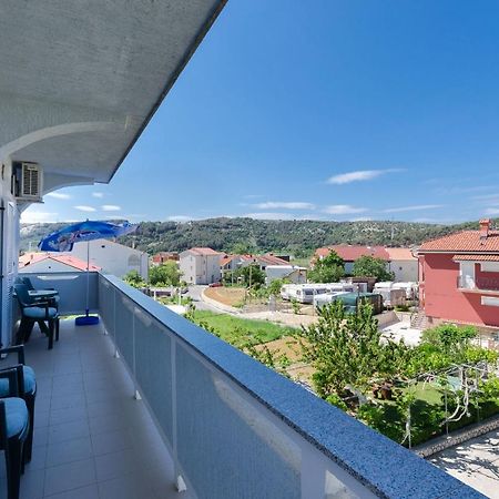 Apartments Rajka Лопар Екстериор снимка