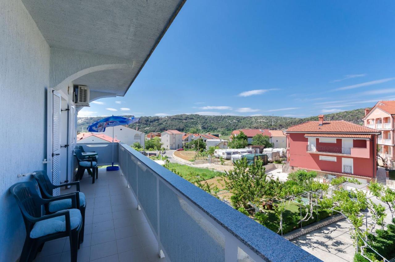 Apartments Rajka Лопар Екстериор снимка