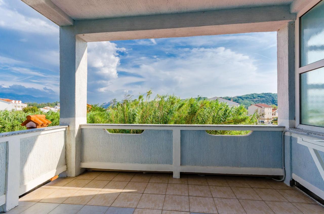 Apartments Rajka Лопар Екстериор снимка