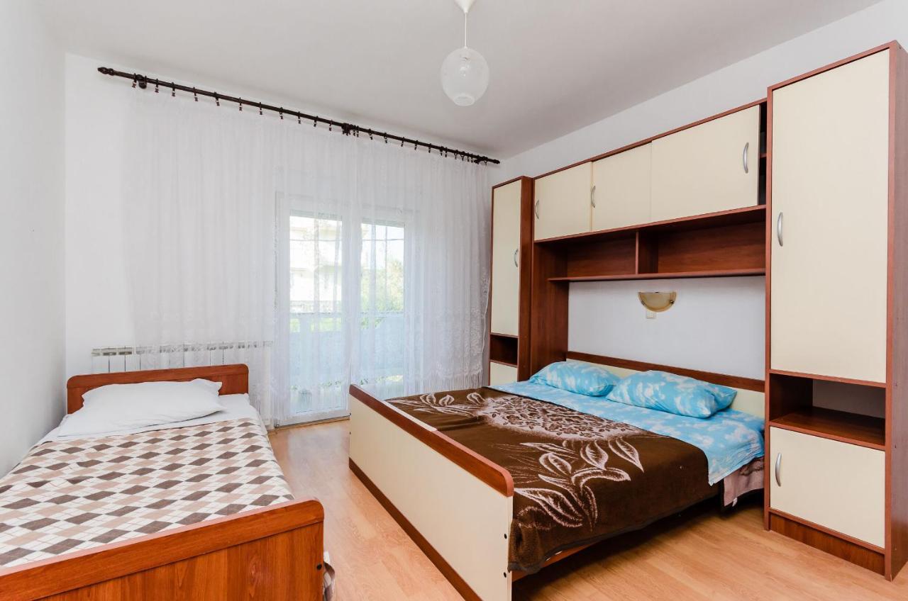 Apartments Rajka Лопар Екстериор снимка