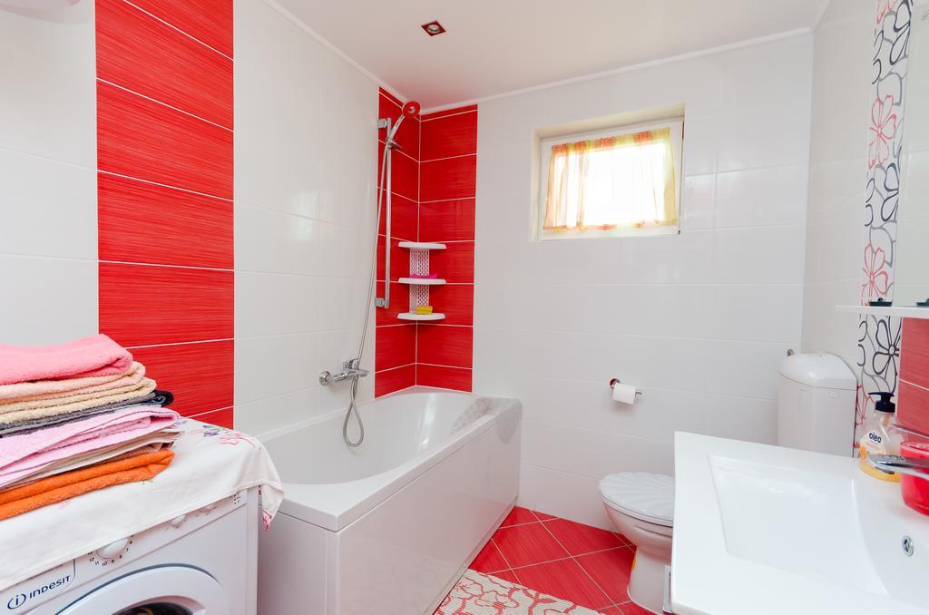 Apartments Rajka Лопар Екстериор снимка