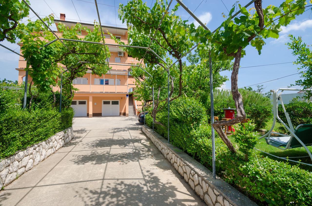 Apartments Rajka Лопар Екстериор снимка